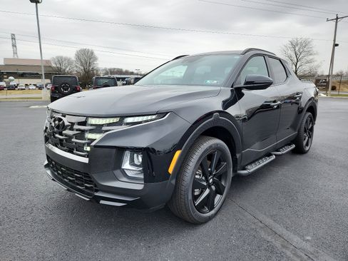 Used 2023 Hyundai Santa Cruz Night image 3