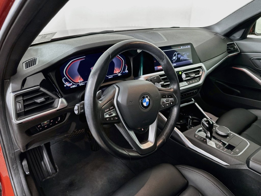 Used 2022 BMW 330i xDrive Sedan AWD/4WD image 14