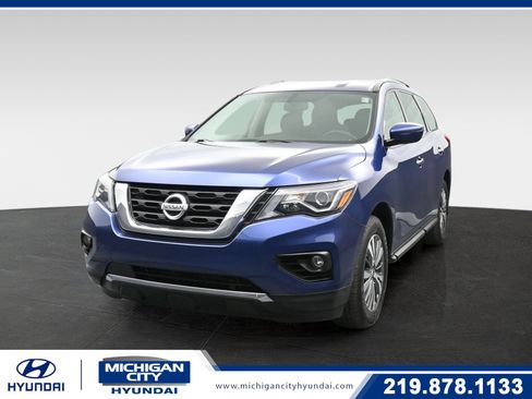 Used 2020 Nissan Pathfinder SV AWD/4WD image 1