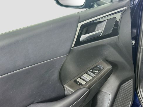 Used 2024 Mitsubishi Outlander SE AWD/4WD image 15