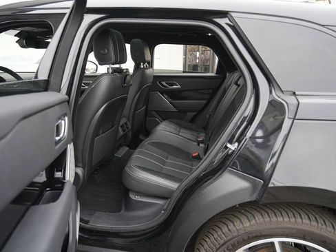 Used 2021 Land Rover Range Rover Velar R-Dynamic S image 29