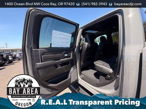 New 2026 RAM 2500 Laramie AWD/4WD image 21