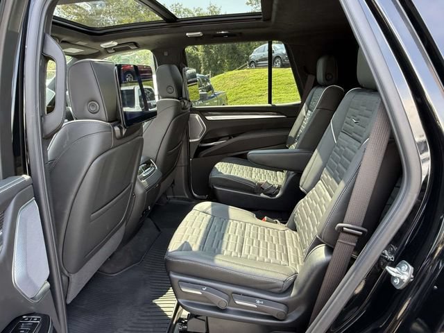 Used 2026 Cadillac Escalade V w/ LPO, ONYX Package AWD/4WD image 14