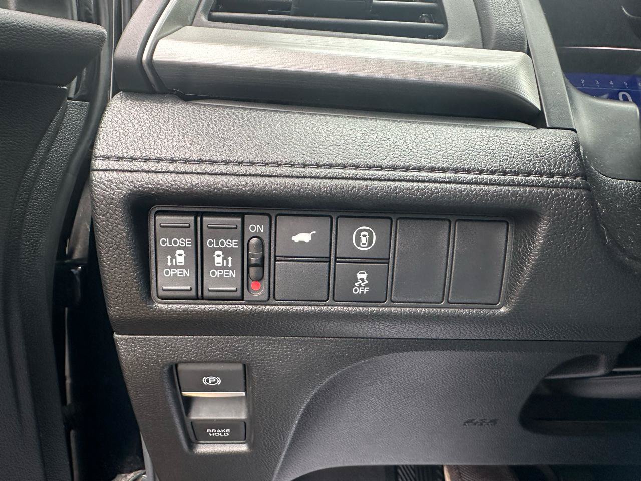 Used 2024 Honda Odyssey EX-L image 12