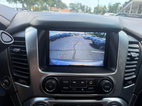 Used 2020 Chevrolet Suburban LT AWD/4WD image 28