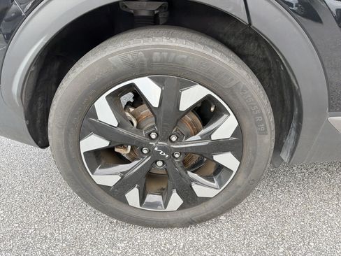 Used 2023 Kia Sportage X-Line AWD/4WD image 10