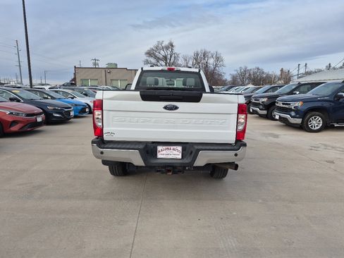 Used 2021 Ford F250 XL w/ Power Equipment Group image 6