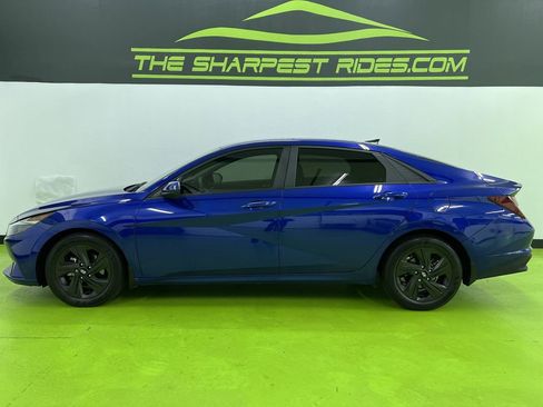 Used 2022 Hyundai Elantra SEL FWD image 6