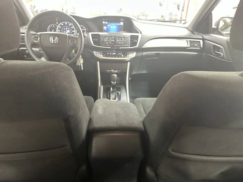 Used 2013 Honda Accord LX image 23