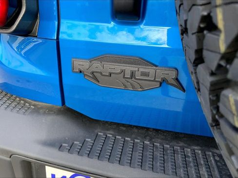 New 2025 Ford Bronco Raptor w/ Interior Carbon Fiber Pack image 15