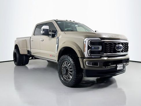 Used 2026 Ford F450 Platinum w/ Platinum Plus Package image 5