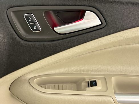 Used 2014 Ford Escape Titanium w/ Equipment Group 401A image 32