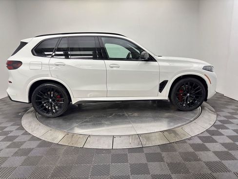 New 2026 BMW X5 xDrive40i w/ M Sport Package AWD/4WD image 17