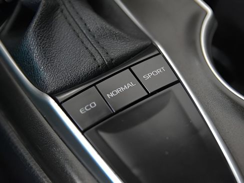 Used 2023 Toyota Camry LE FWD image 20