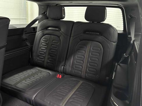 Used 2025 Rivian R1S Adventure image 17