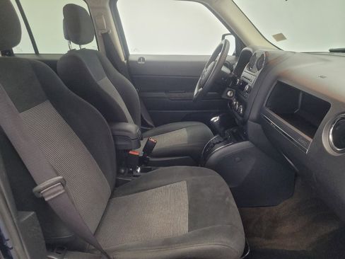 Used 2015 Jeep Patriot Sport w/ Power Value Group AWD/4WD image 21