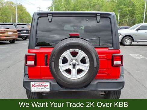 Used 2021 Jeep Wrangler Unlimited Sport AWD/4WD image 7