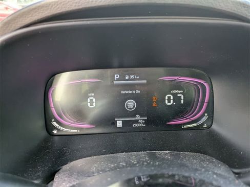 Used 2024 Kia Soul EX image 32