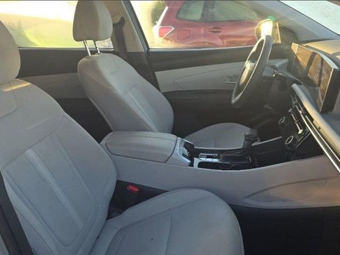 Certified 2025 Hyundai Tucson SEL image 11