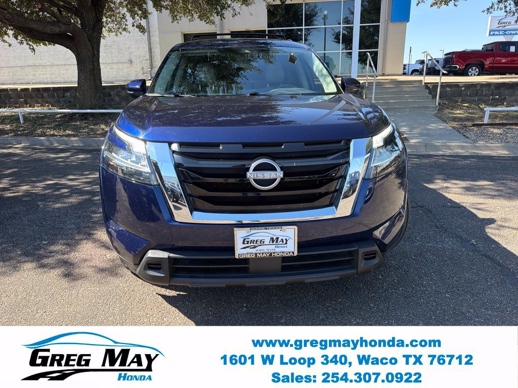Used 2022 Nissan Pathfinder SV FWD image 9