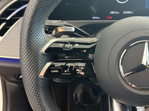 Used 2025 Mercedes-Benz E 53 AMG e 4MATIC Sedan image 23