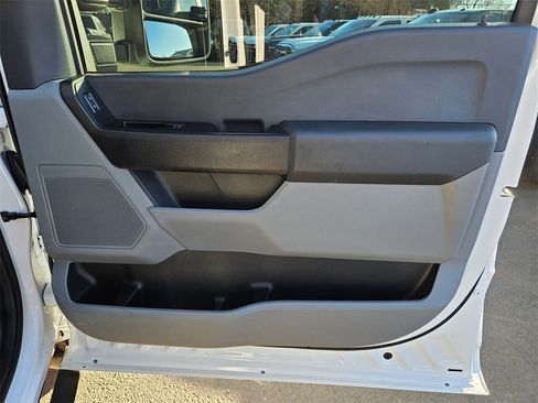 Used 2024 Ford F250 XL w/ XL Chrome Package image 17