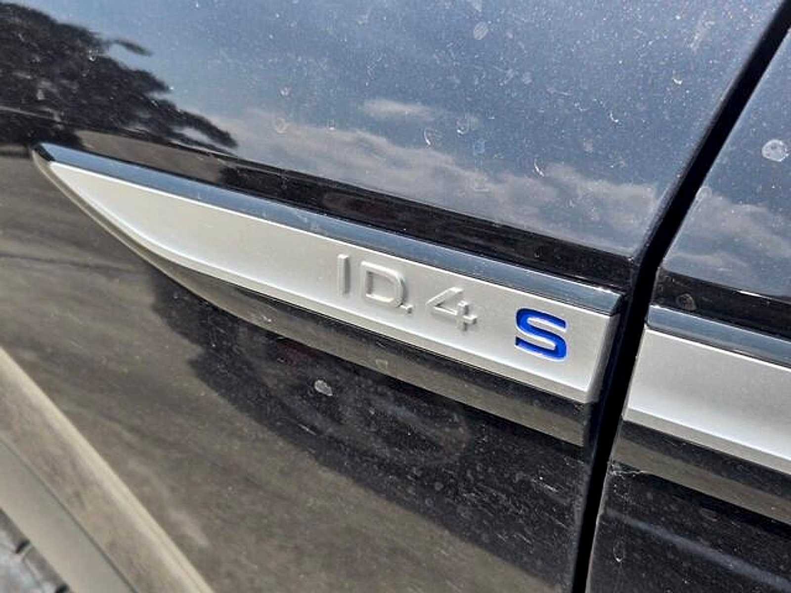 Used 2023 Volkswagen ID.4 S RWD image 10