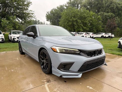 Used 2022 Honda Civic Sport image 8