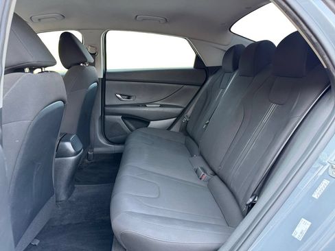 Used 2021 Hyundai Elantra SEL FWD image 19