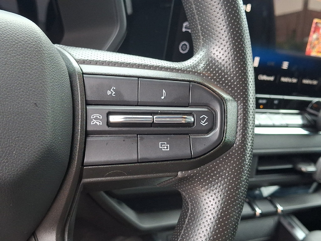 Used 2023 Chevrolet Colorado Trail Boss w/ LPO, Dark Essentials Package AWD/4WD image 21