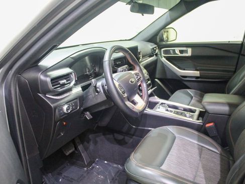 Used 2022 Ford Explorer Timberline image 8