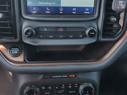 Used 2024 Ford Bronco Sport Outer Banks w/ Tech Package AWD/4WD image 14