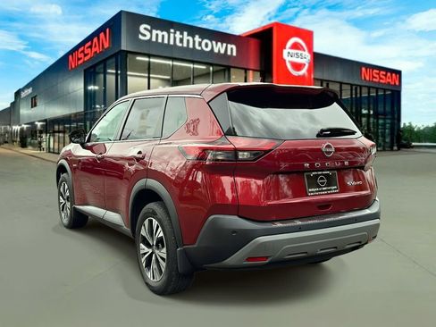 Certified 2022 Nissan Rogue SV image 8