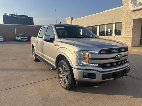 Used 2020 Ford F150 Lariat image 3