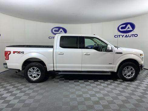 Used 2017 Ford F150 Lariat w/ FX4 Off-Road Package AWD/4WD image 2