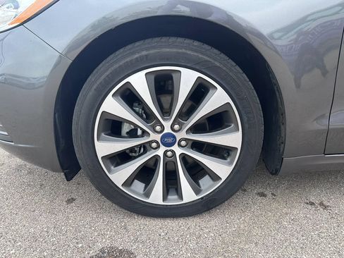 Used 2020 Ford Fusion SE AWD/4WD image 18