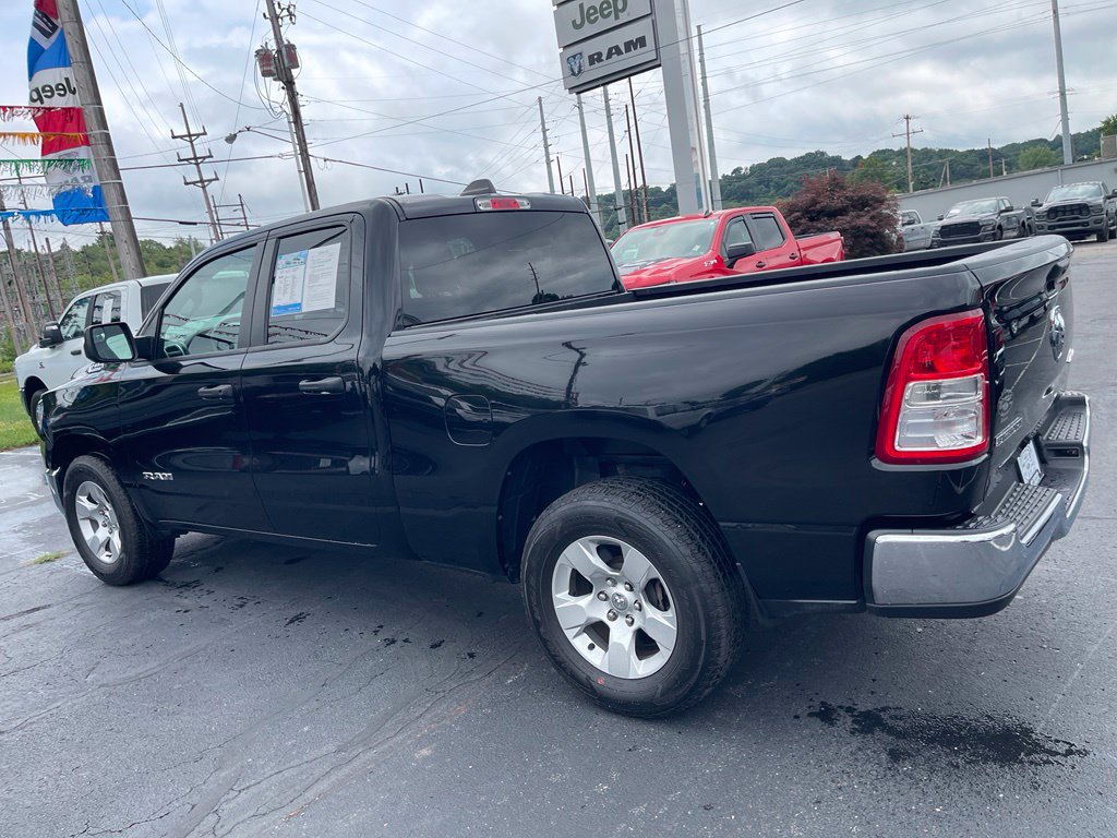 Used 2023 RAM 1500 Big Horn AWD/4WD image 4