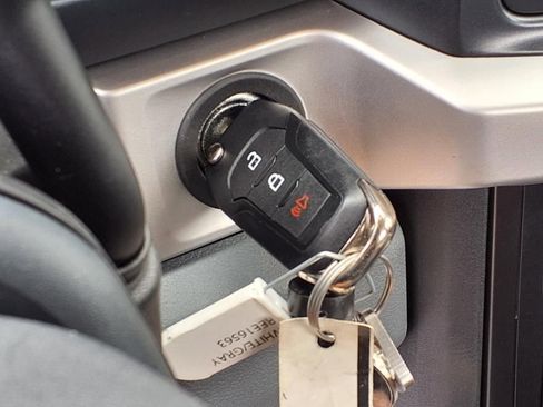 Used 2024 Ford F250 XL image 11