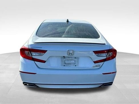 Used 2022 Honda Accord Sport image 6