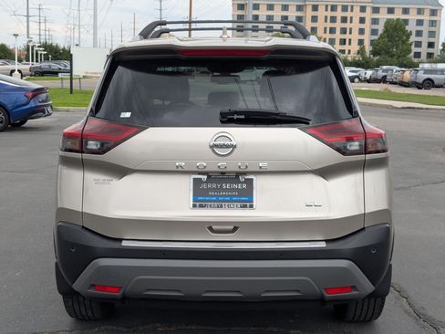 Used 2021 Nissan Rogue SL FWD image 4