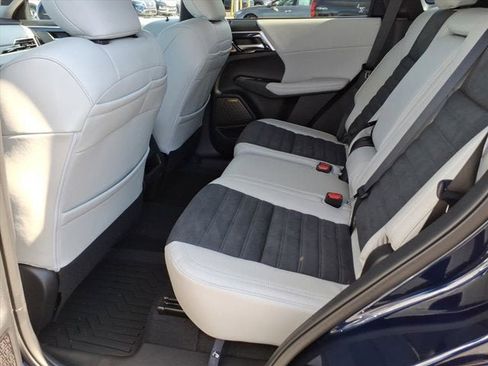 New 2026 Mitsubishi Outlander SE AWD/4WD image 7