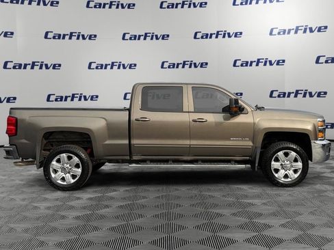 Used 2015 Chevrolet Silverado 2500 LT w/ LT Convenience Package AWD/4WD image 7