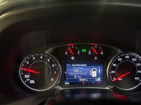 Used 2021 GMC Acadia SLE w/ Driver Convenience Package image 14