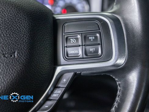 Used 2021 RAM 3500 Laramie AWD/4WD image 15