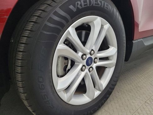 Used 2019 Ford Edge SEL w/ Equipment Group 201A AWD/4WD image 31