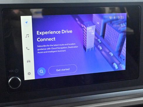 Used 2025 Toyota Tacoma SR5 image 31