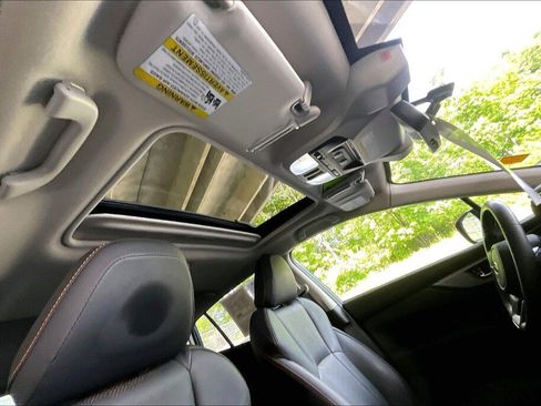 Certified 2022 Subaru Crosstrek 2.5i Limited w/ Moonroof Package 1 AWD/4WD image 12