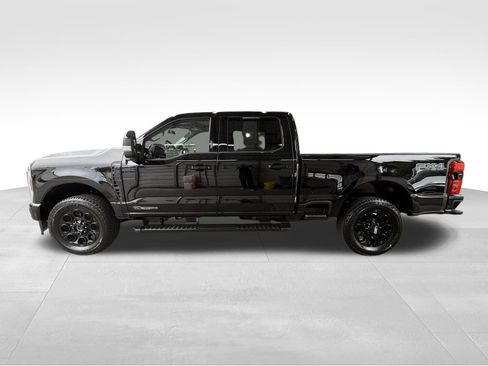 Used 2026 Ford F350 Lariat w/ Black Appearance Package AWD/4WD image 9