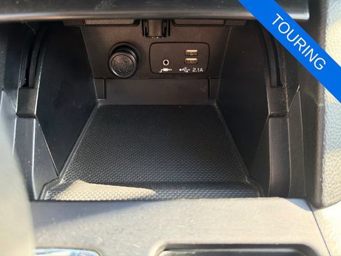 Used 2019 Subaru Outback 2.5i Touring w/ Popular Package #3A AWD/4WD image 16