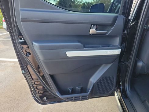 Used 2024 Toyota Tacoma TRD Sport image 11